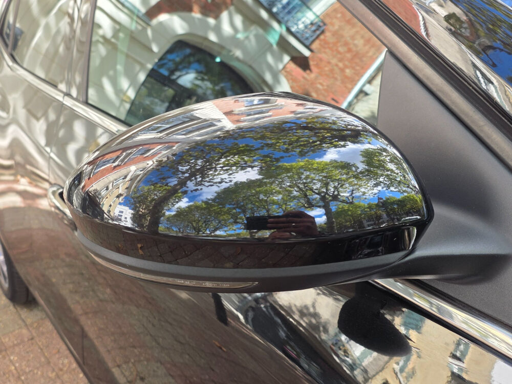 Megane IV M&eacute;gane IV Berline dCi 130 Energy Intens 2017 occasion 95880 ENGHIEN-LES-BAINS