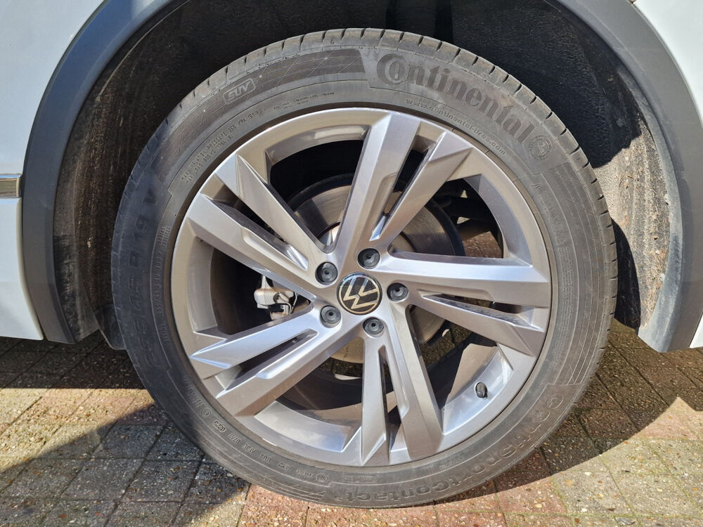 Tiguan 1.5 TSI 150ch DSG7 R-Line 2021 occasion 95880 ENGHIEN-LES-BAINS