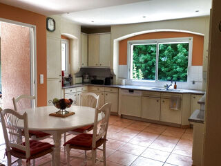  Maison � vendre 6 pi�ces 262 m�