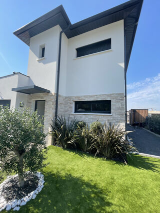  Maison � vendre 4 pi�ces 125 m�