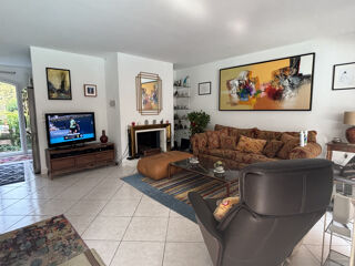  Maison � vendre 7 pi�ces 205 m�