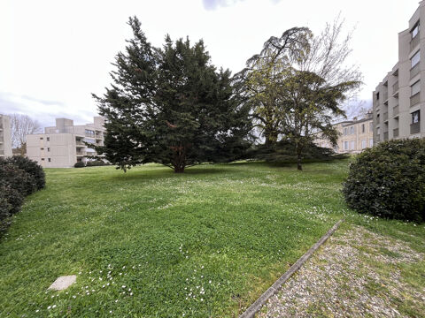   T2 de 42 m2 � r�nover - 33400 TALENCE Appartement - 2 pi�ce(s) - 42 m�