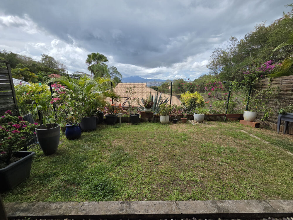 Vente Appartement Anse Mitan : T2 d'exception avec vue mer Les trois ilets