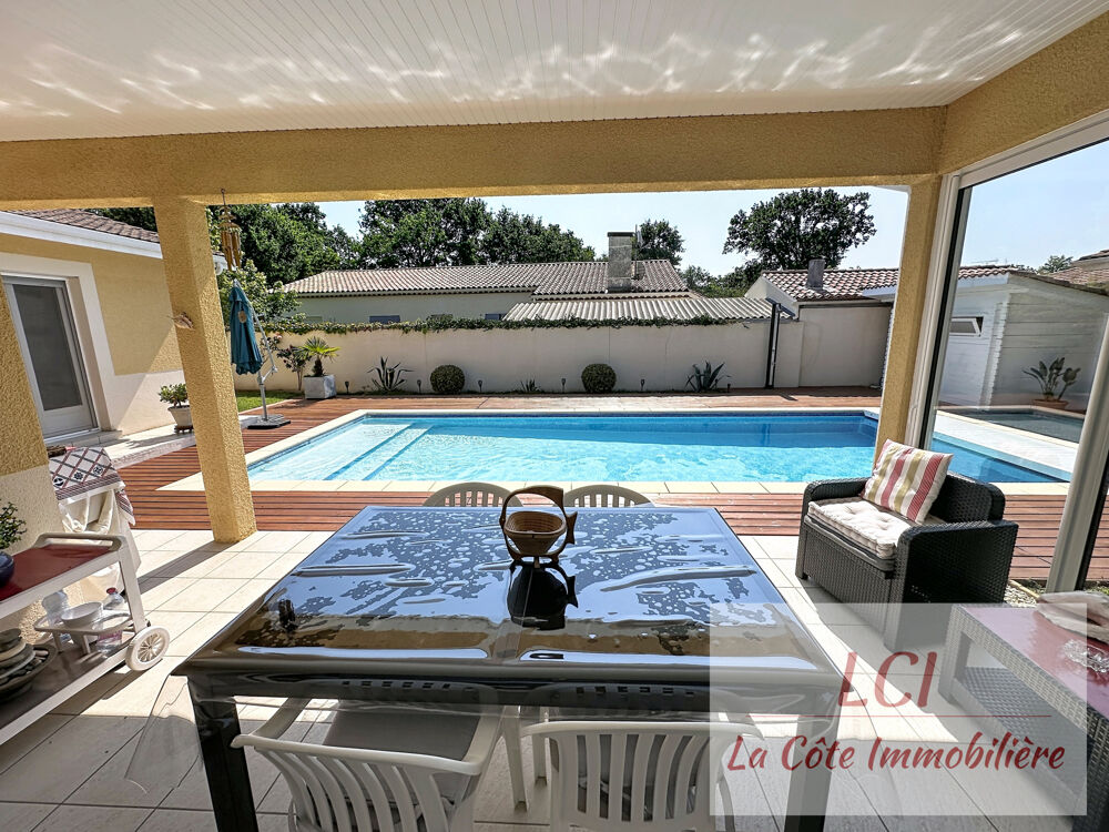 Vente Maison GUJAN, au calme d'un secteur résidentiel, spacieuse maison 4 chambres + studio et garage double. Gujan mestras