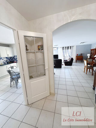  Maison à vendre 6 pièces 182 m²