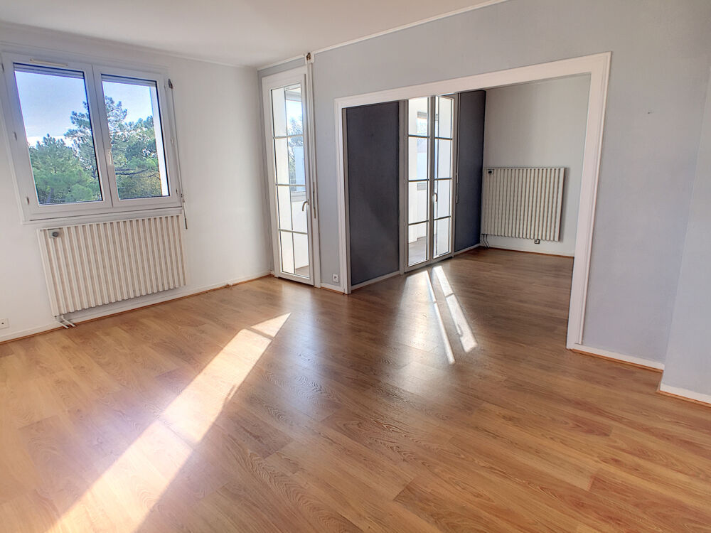 Location Appartement LA TESTE, Appartement T5 de 106m2 à louer à l'année en vide. La teste de buch