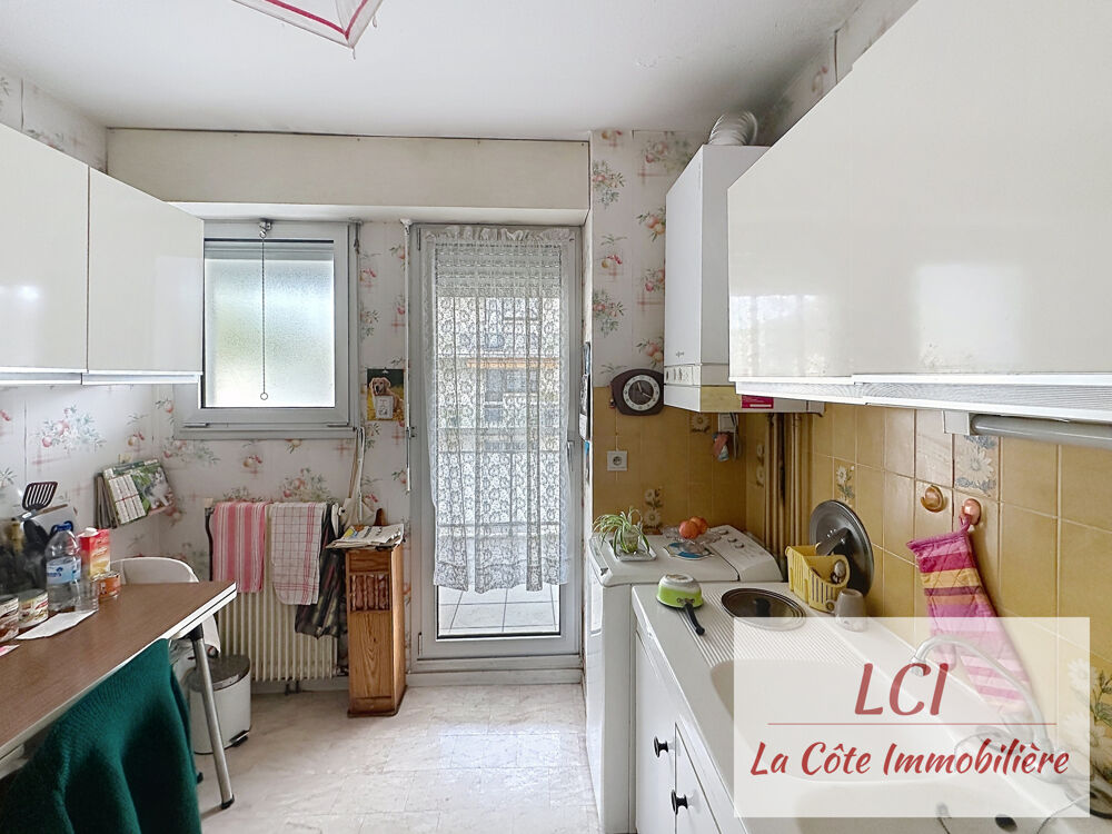 Vente Appartement ARCACHON Centre proche gare. Appartement T3 avec grande terrasse. Arcachon