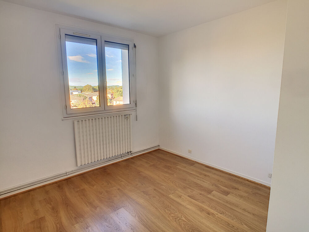 Location Appartement LA TESTE, Appartement T5 de 106m2 à louer à l'année en vide. La teste de buch