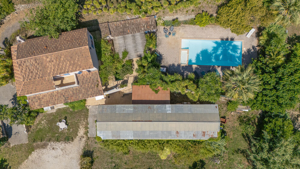 à vendre  Maison Carqueiranne (83320)
