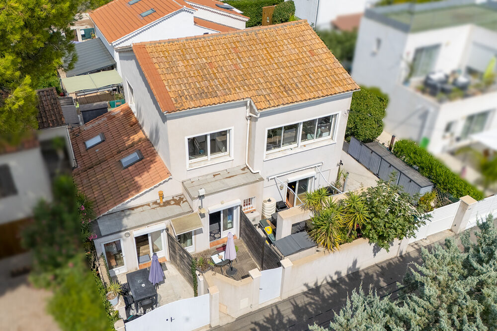 Villa individuelle de 144 m2 à 900 mètres de la mer à pieds