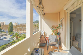  Appartement à vendre 4 pièces 149 m²