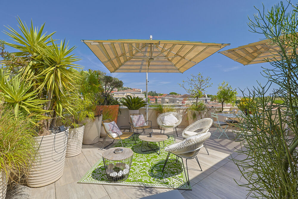 Appartement 3 pièces 107 m² · à Hyères · 107 m² · 832 000 €