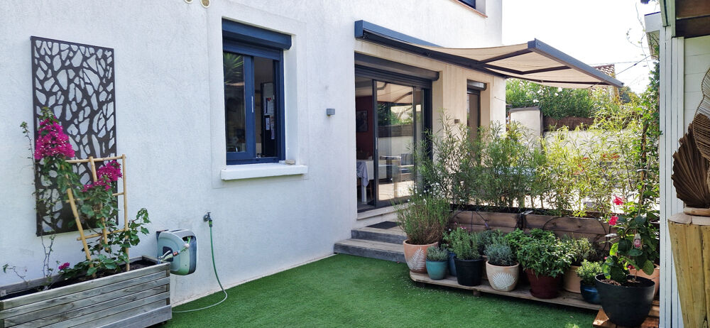 Exceptionnel à L'Ayguade à 200m de la plage superbe villa de 175m2 avec piscine