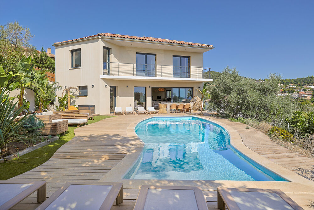 à vendre  Maison Hyères (83400)