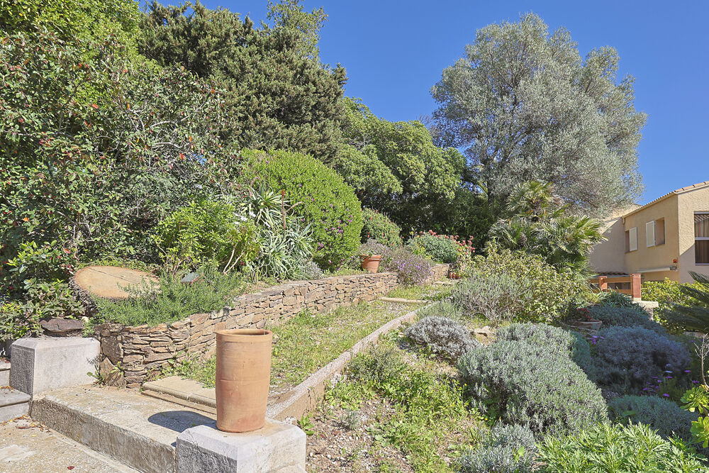 � vendre  Maison Hy�res (83400)