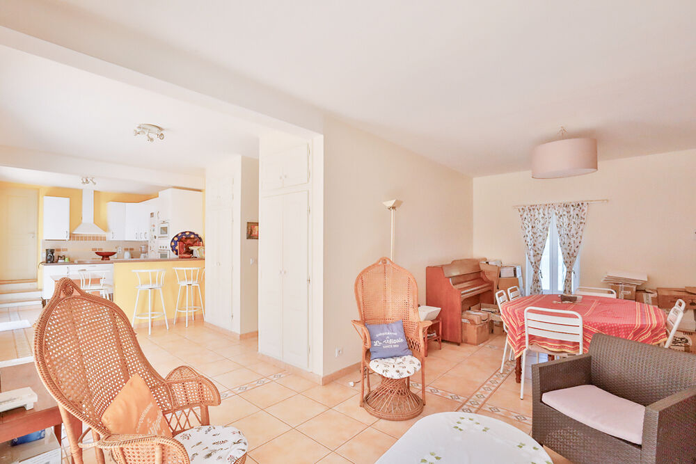 � vendre  Maison Carqueiranne (83320)
