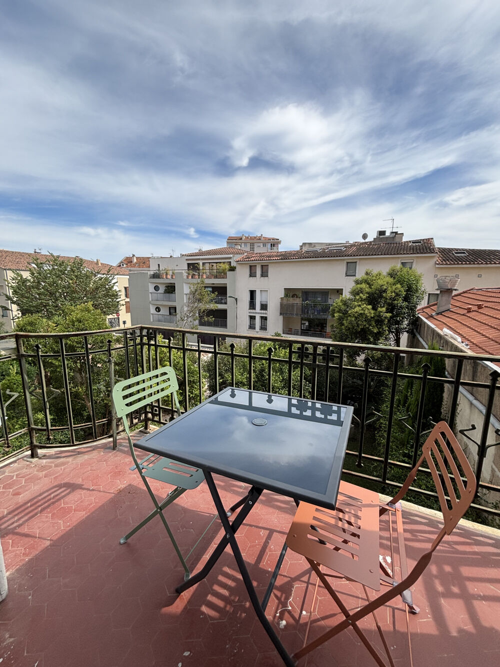 Appartement T5 de 130 m2 entièrement rénové en plein coeur du centre ville de Hyères