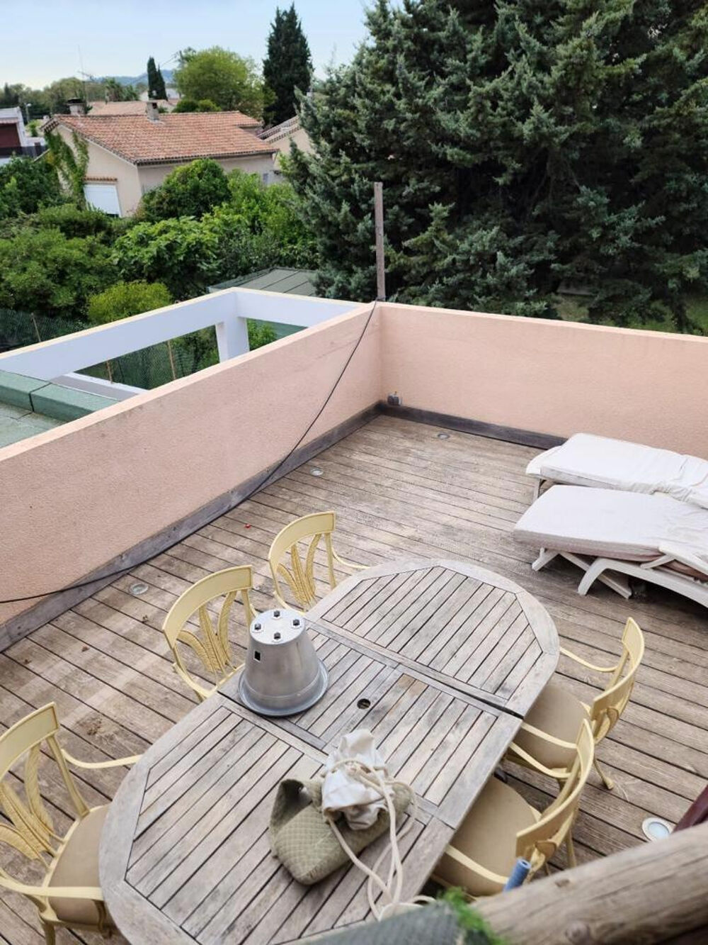 Vente Appartement Appartement T3 en dernier étage avec terrasse à L'Ayguade en pleine propriété Hyères