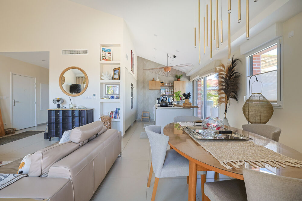 à vendre  Appartement Hyères (83400)