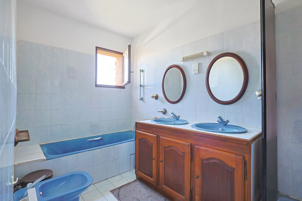 à vendre  Maison Hyères (83400)
