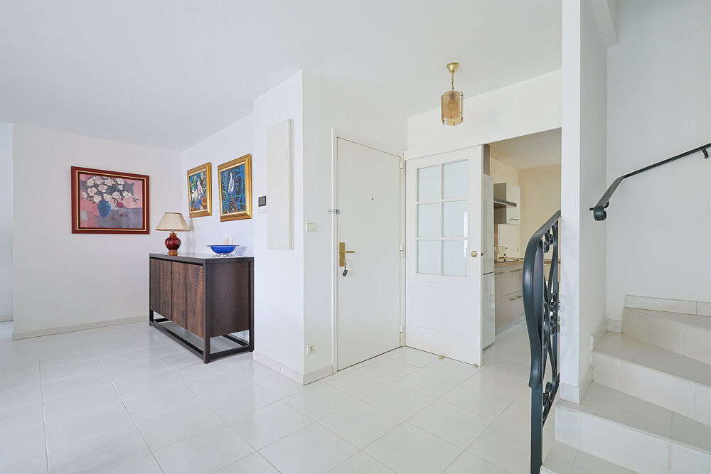 � vendre  Appartement Hy�res (83400)