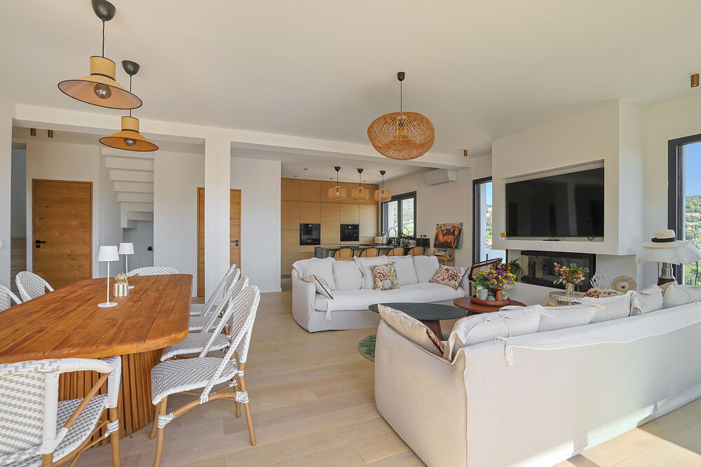 à vendre  Maison Hyères (83400)