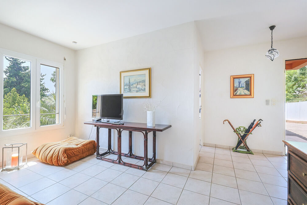 � vendre  Maison Hy�res (83400)