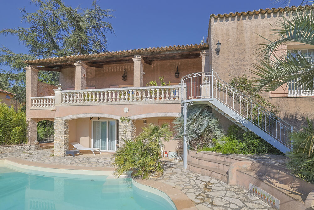 � vendre  Maison Hy�res (83400)