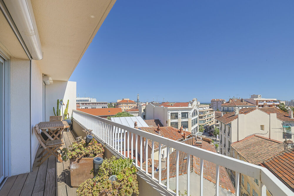 � vendre  Appartement Hy�res (83400)