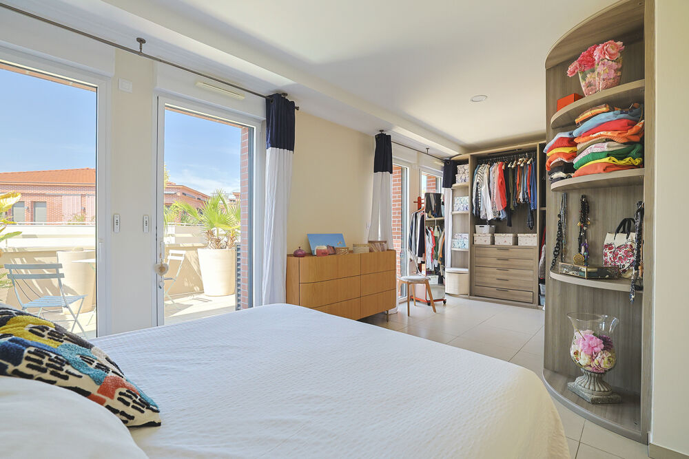 à vendre  Appartement Hyères (83400)
