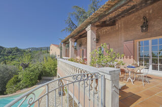  Maison � vendre 13 pi�ces 325 m�