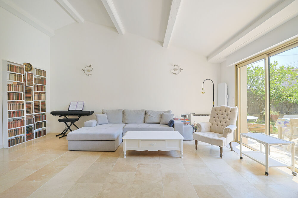 à vendre  Maison Hyères (83400)