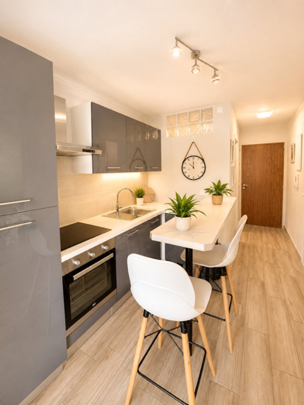 Vente Appartement Hyeres port-superbe t2 renové-vue degagée-proche mer Hyères
