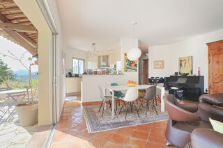  Maison à vendre 6 pièces 145 m²