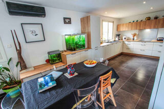  Appartement à vendre 5 pièces 146 m²