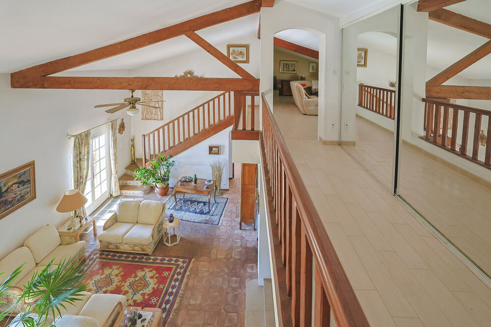 � vendre  Maison Hy�res (83400)