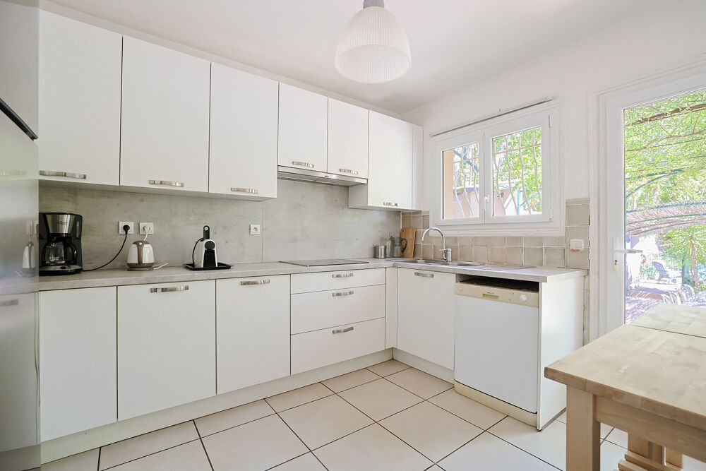 à vendre  Maison Carqueiranne (83320)