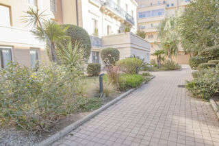  Appartement à vendre 1 pièce 26 m² Hyères