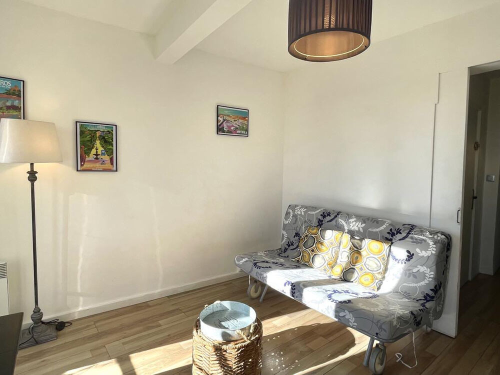 Vente Appartement studio de 22.70m2 sans travaux dans un lieux chargé d'histoire Hyères