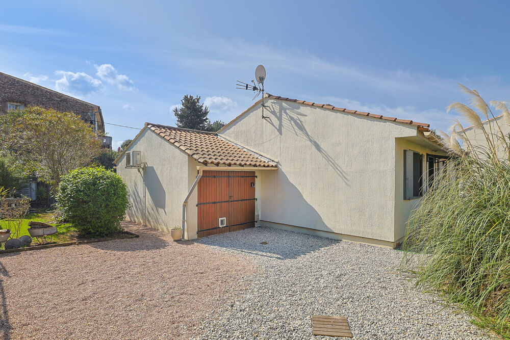 Vente Maison Villa T4 de plain-pied  de 80m2 sur 655m2 de terrain à Pignans, quartier calme Pignans