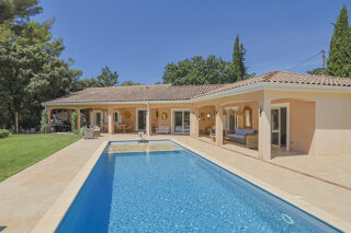 Maison 5 pièces 176 m² · à Solliès-Pont · 176 m² · 980 000 €