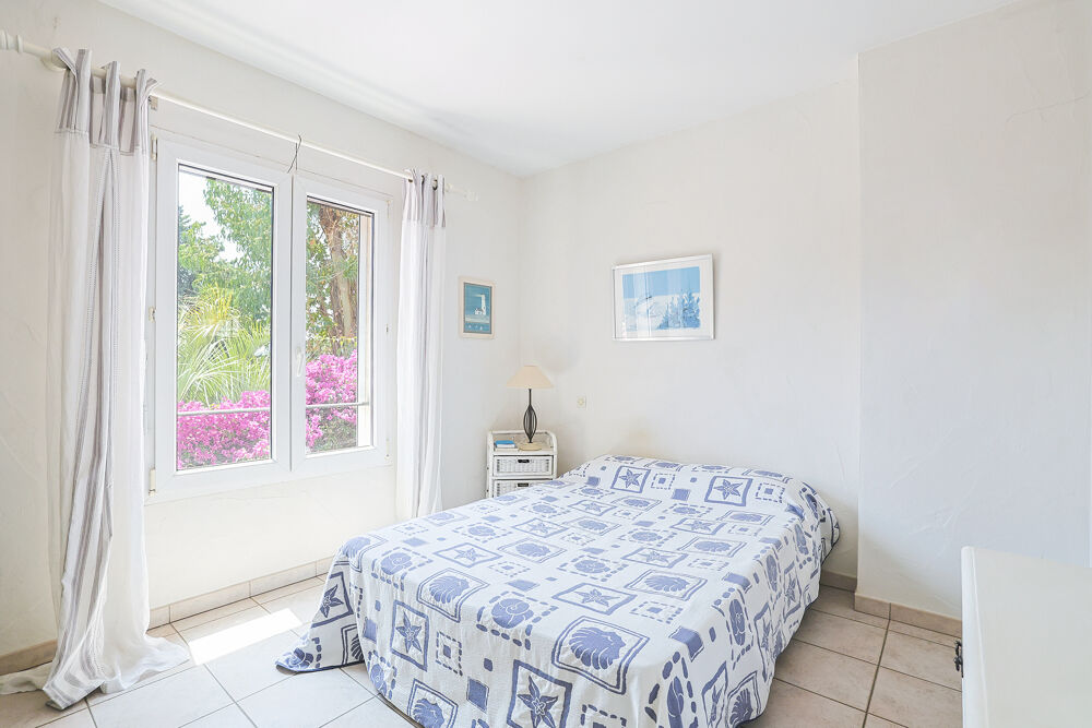 � vendre  Maison Hy�res (83400)