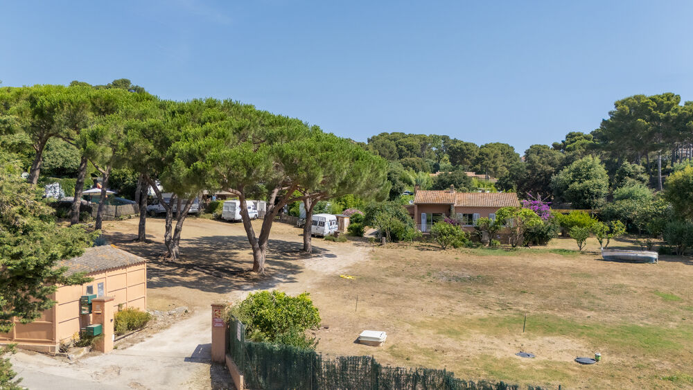Vente Maison PROPRIETE GIENS 5000m2 deux maisons à 250m2 de la mer Hyères