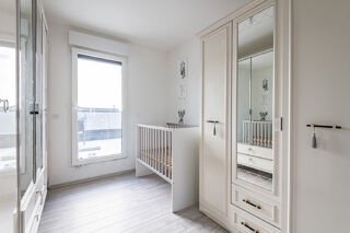  Propri�t�/ch�teau � vendre 7 pi�ces 220 m�