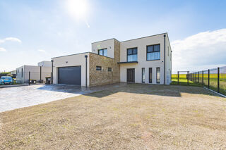  Maison � vendre 7 pi�ces 199 m�