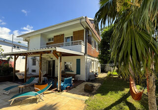  Maison � vendre 7 pi�ces 210 m�