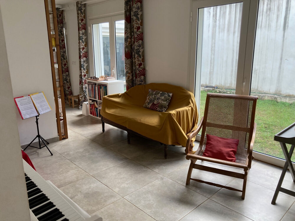 Saint-Denis : appartement avec terrasse 4 chambres à acheter