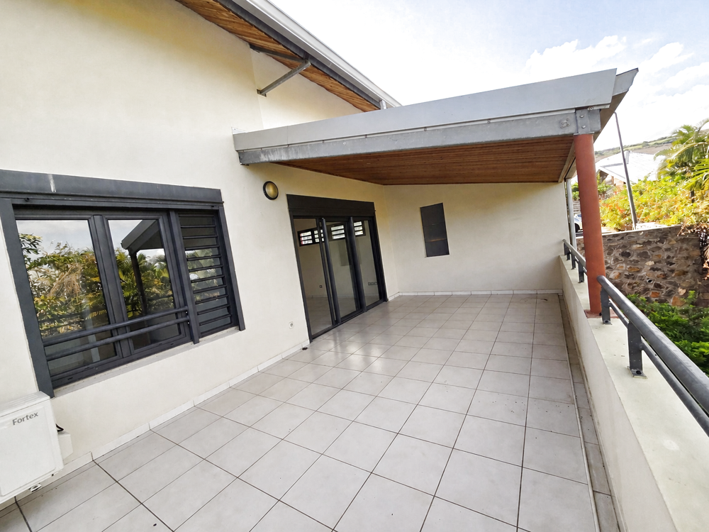Vente Appartement À vendre T3 avec grande terrasse   La Saline-les-Bains La saline les bains