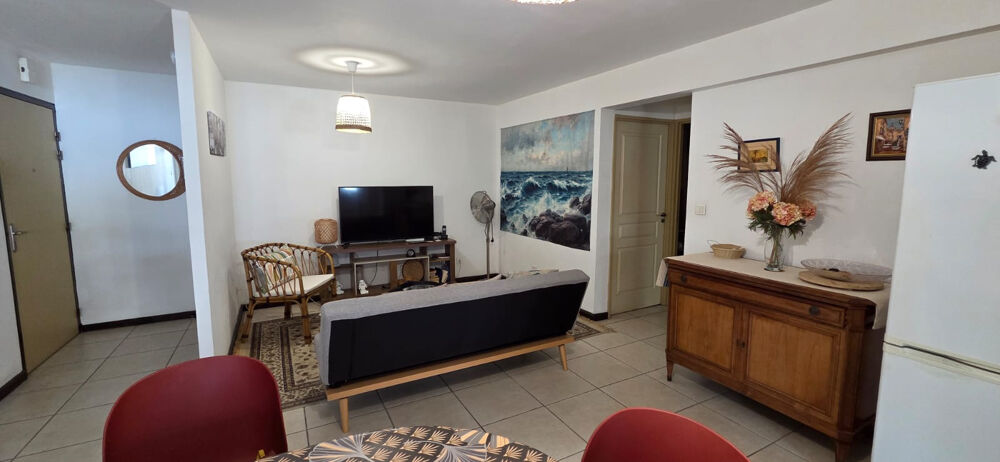 Vente Appartement Vente T2 meublé hors carré d'or St denis