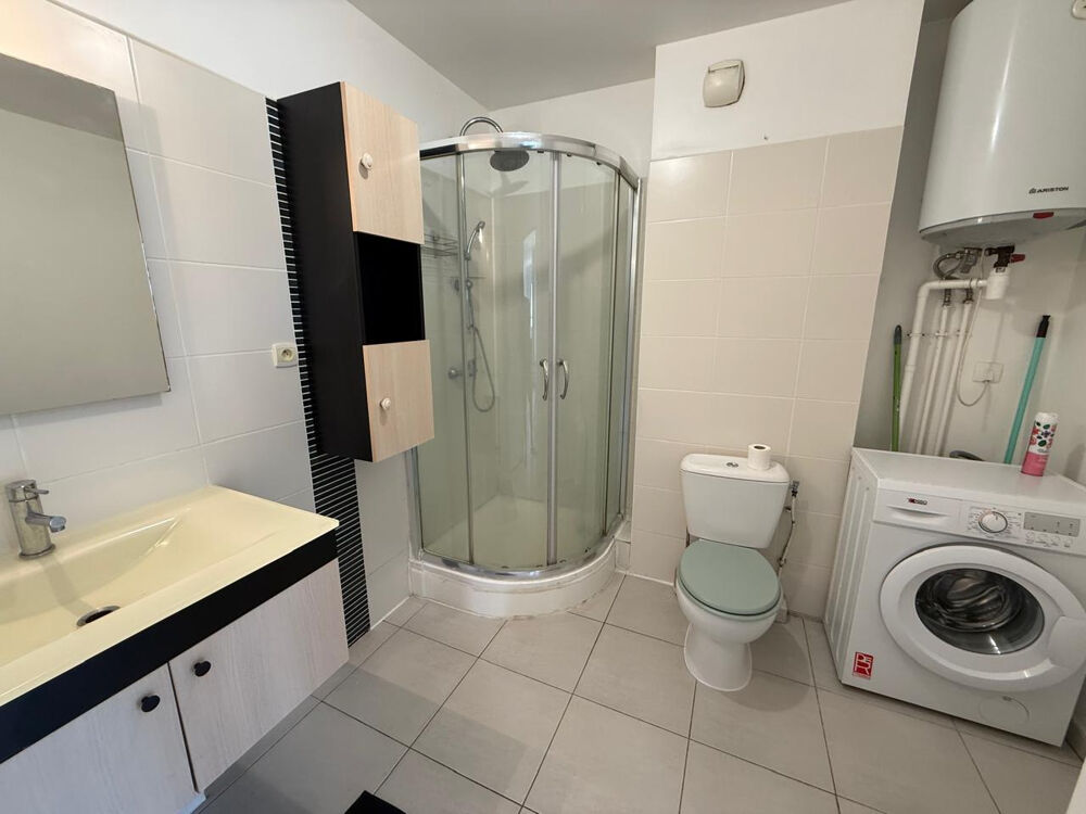 Beau T2 meublé 50 m2 La Grande Montée bas des rampes